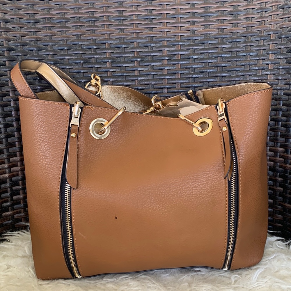 Rare Parfois Removable Zip Rounded Shoulder Bag - Picture 6 of 16